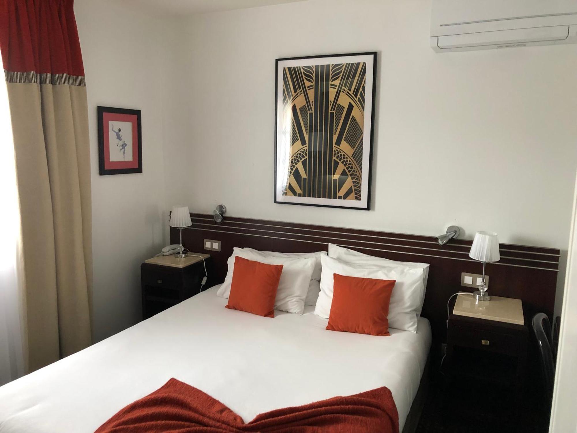 Hotel Ursula 캄보레방 외부 사진