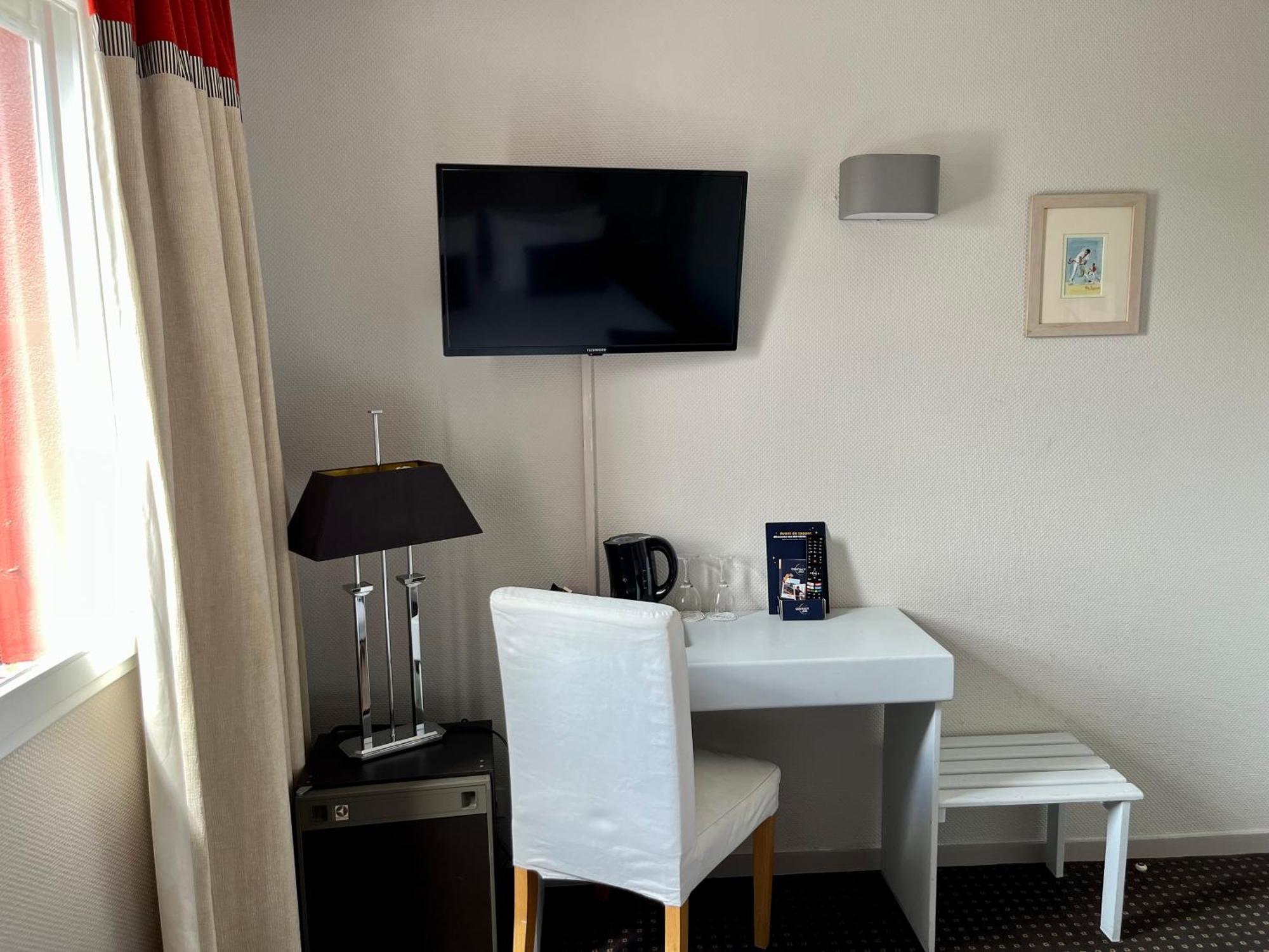 Hotel Ursula 캄보레방 외부 사진